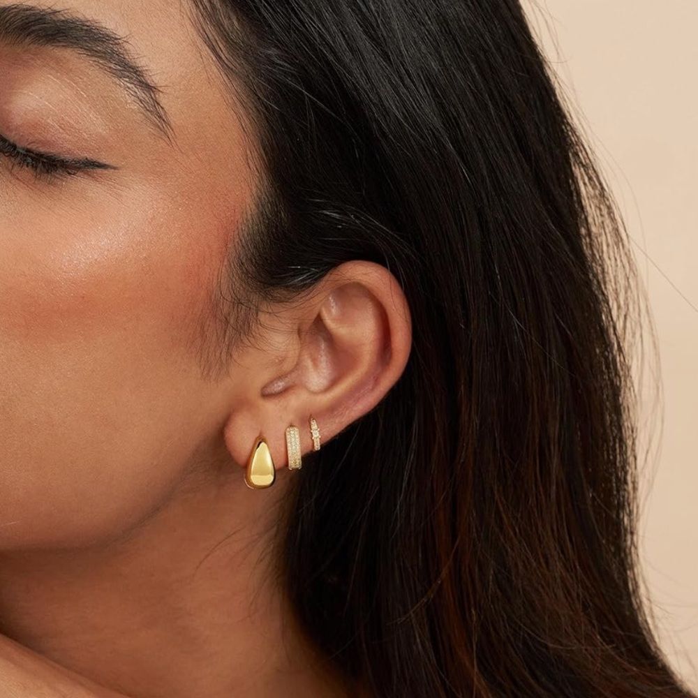 NEW 14K Gold Plated Lightweight Small Gold/Silver Hoop Earrings